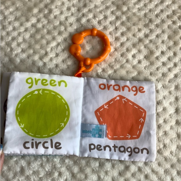 Labebe Shape & Colour Infant Crinkle Book Learning Toy - Picture 2 of 5